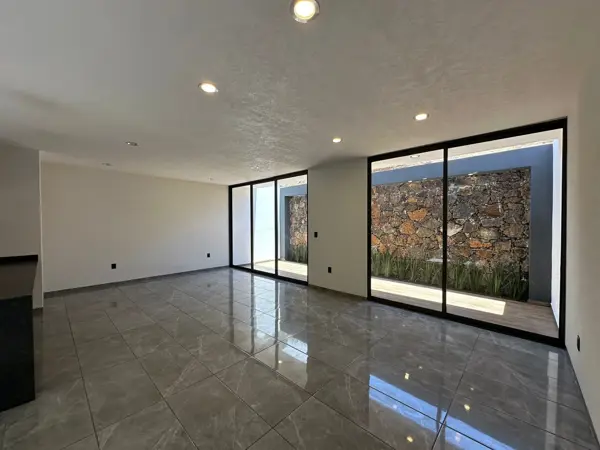Casa en venta en Montaña Monarca I, Morelia — foto 2 de 16