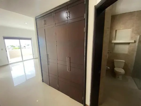 Casa en venta en Colinas de San Miguel, Culiacán — foto 3 de 33