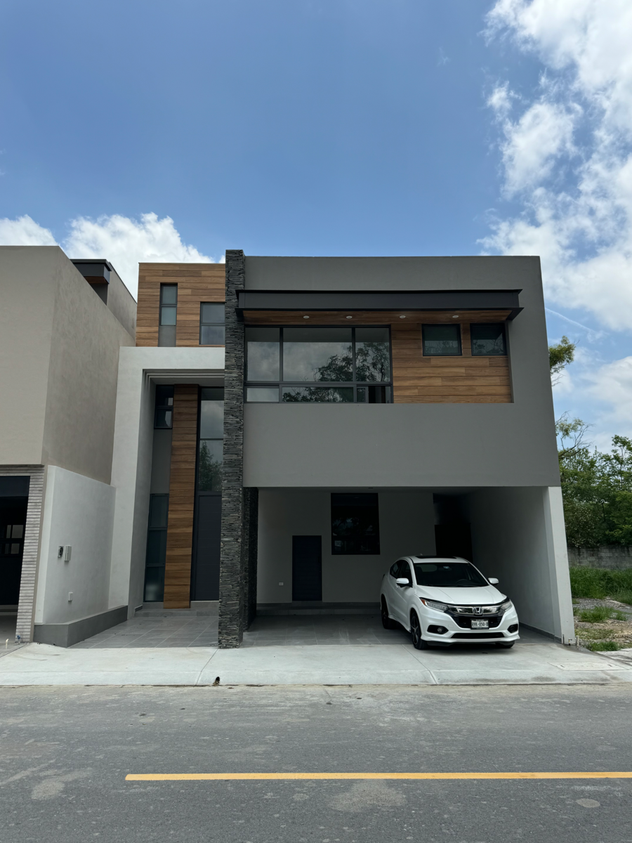 Casa en venta en El Uro, Monterrey — foto 1 de 30