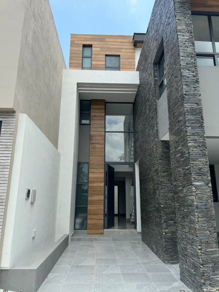 Casa en venta en El Uro, Monterrey — foto 2 de 30