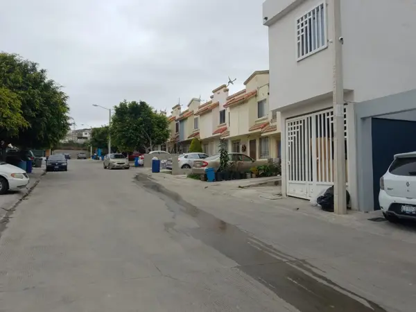 Casa en venta en Urbi Quinta del Cedro, Tijuana — foto 2 de 2