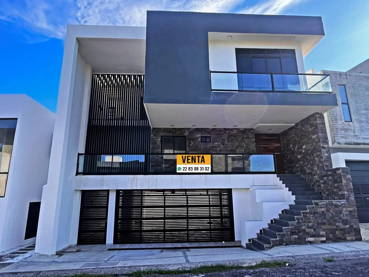 Casa en venta en Lomas del Sol, Alvarado — foto 1 de 33