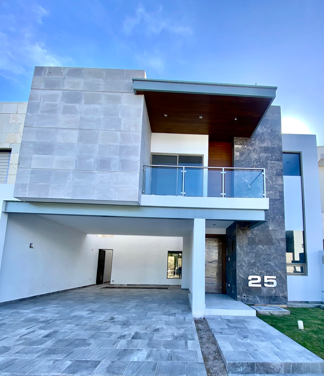 Casa en venta en Las Acacias, Torreón — foto 1 de 30