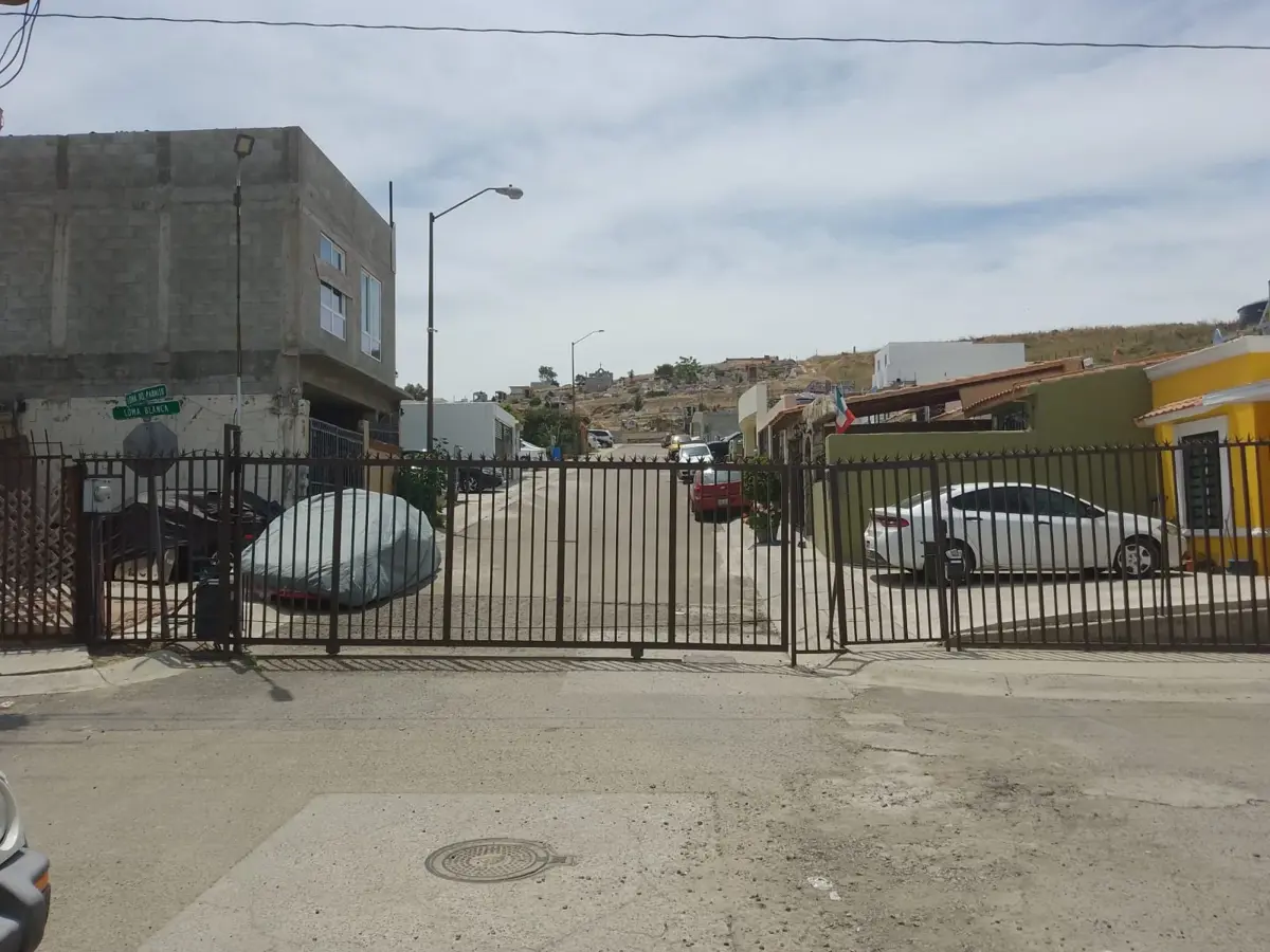 Casa en venta en Cuesta Blanca, Tijuana