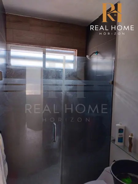 Casa en venta en La Pera, León — foto 3 de 11