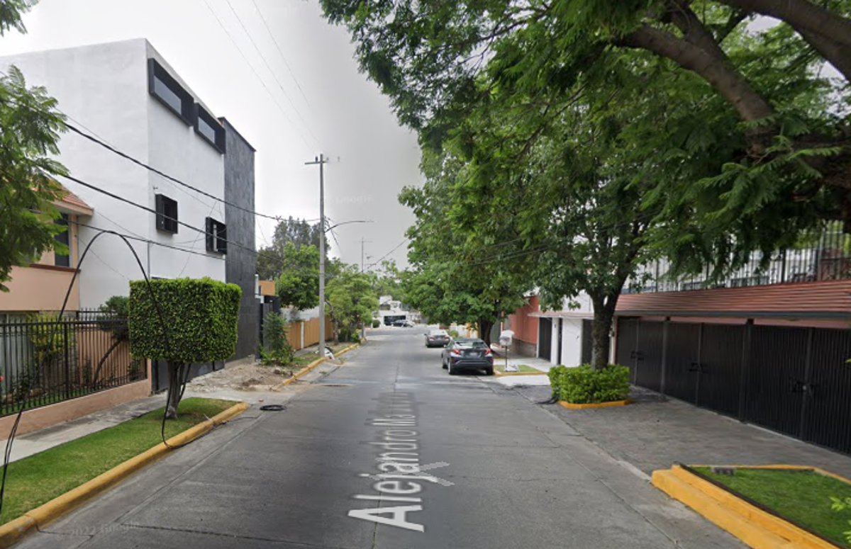 Casa en venta en Ciudad Satelite, Naucalpan de Juárez — foto 1 de 3