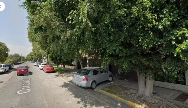Casa en venta en Ciudad Satelite, Naucalpan de Juárez — foto 2 de 8