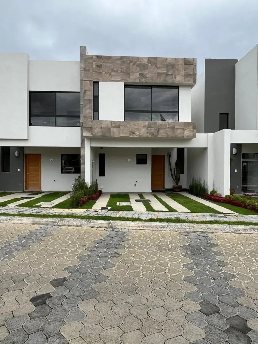 Casa en venta en Lomas de Angelópolis, Ocoyucan — foto 1 de 24