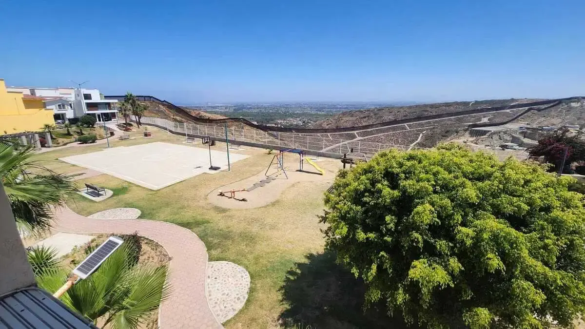 Casa en venta en Cañón del Matadero Norte, Tijuana — foto 1 de 46