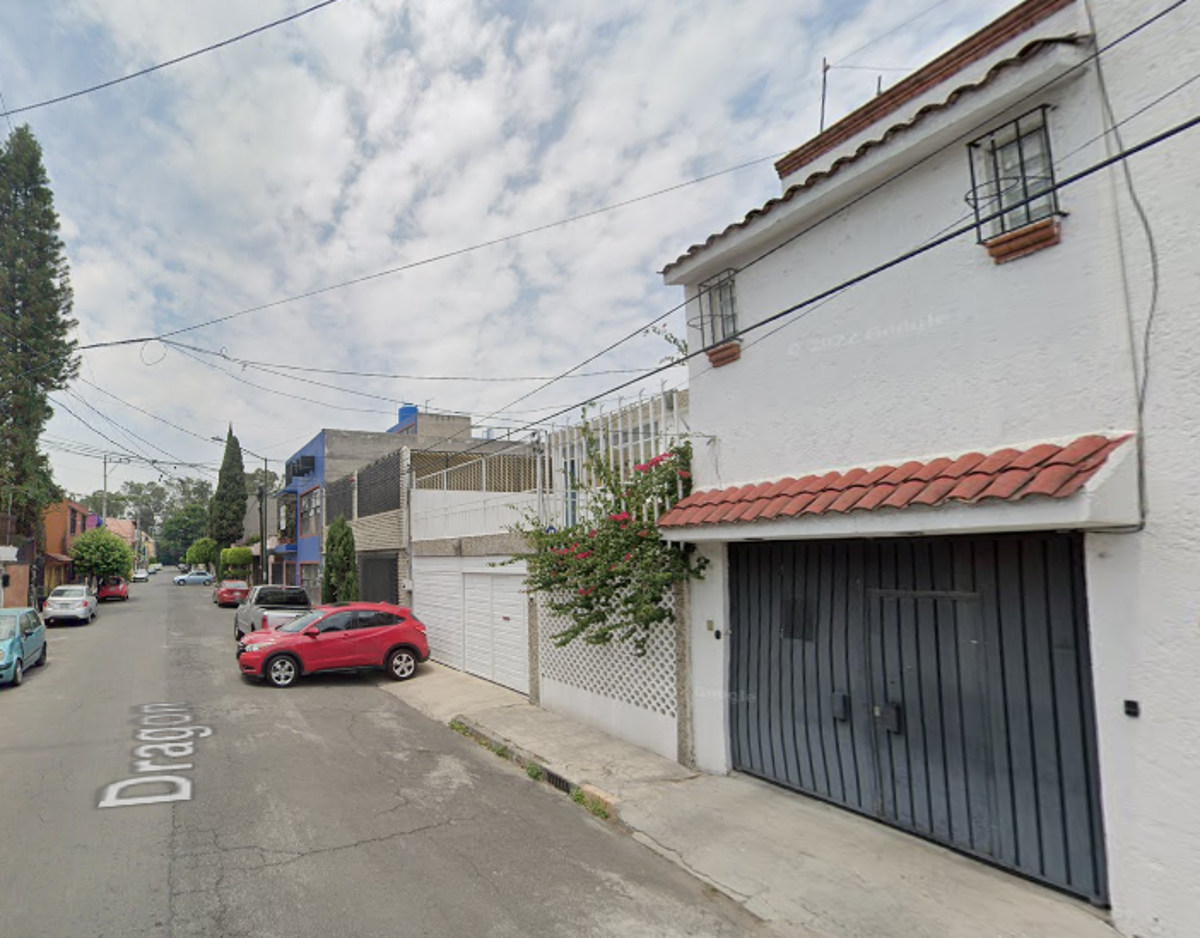 Casa en venta en Prado Churubusco, Coyoacán — foto 1 de 8