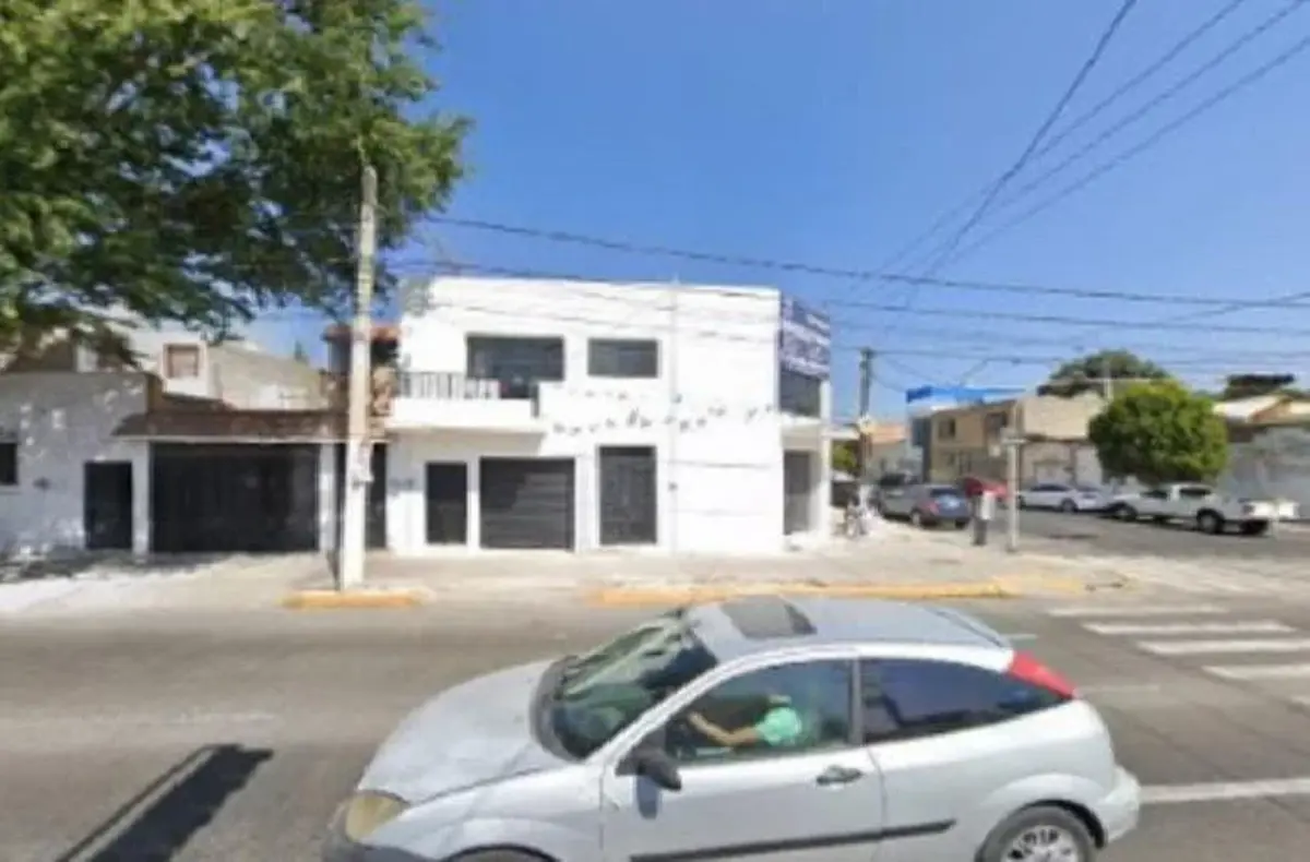Edificio en venta en San Felipe, Guadalajara — foto 1 de 18