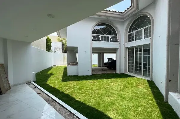 Casa en venta en Puerta de Hierro, Zapopan — foto 2 de 16
