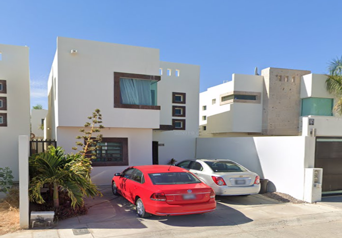 Casa en venta en La Cima Residencial, La Paz — foto 1 de 9