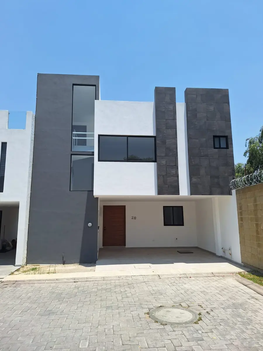 Casa en venta en Cuautlancingo, Cuautlancingo — foto 1 de 18