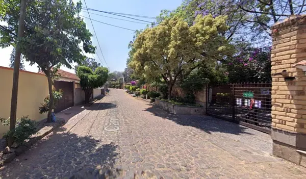 Casa en venta en Jardines de Ahuatepec, Cuernavaca — foto 2 de 6