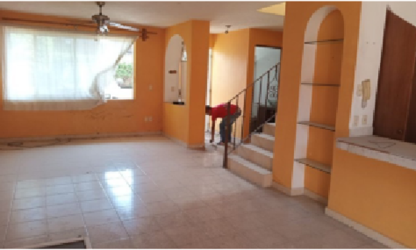Casa en remate en Burgos, Temixco, Morelos