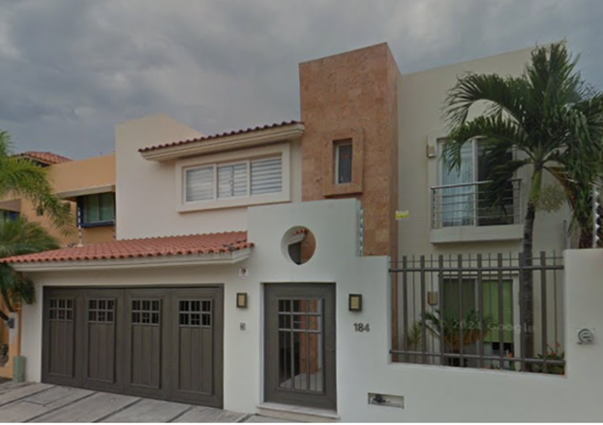 Casa en venta en Diaz Ordaz, Puerto Vallarta — foto 1 de 9