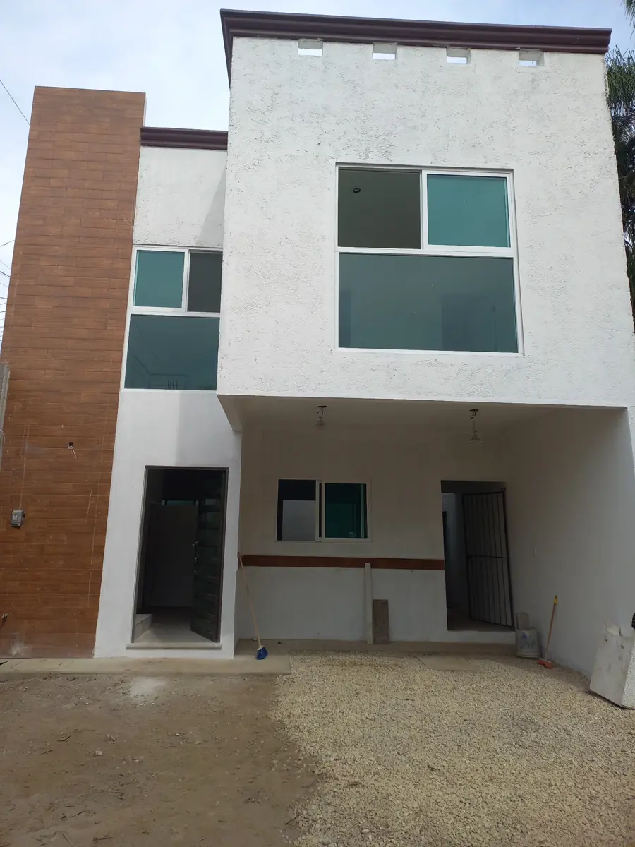 Casa en venta en Otilio Montaño, Cuautla — foto 1 de 13
