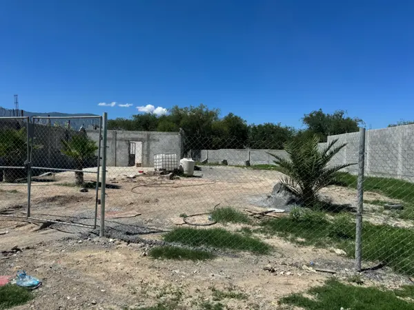 Terreno en venta en Las Palmas, Saltillo — foto 2 de 3
