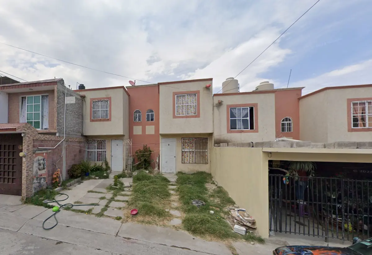 Casa en venta en Real de San Martín, Valle de Chalco Solidaridad — foto 1 de 11