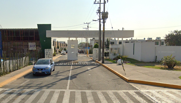 Casa en venta en Los Héroes Tecámac II, Tecámac — foto 2 de 12