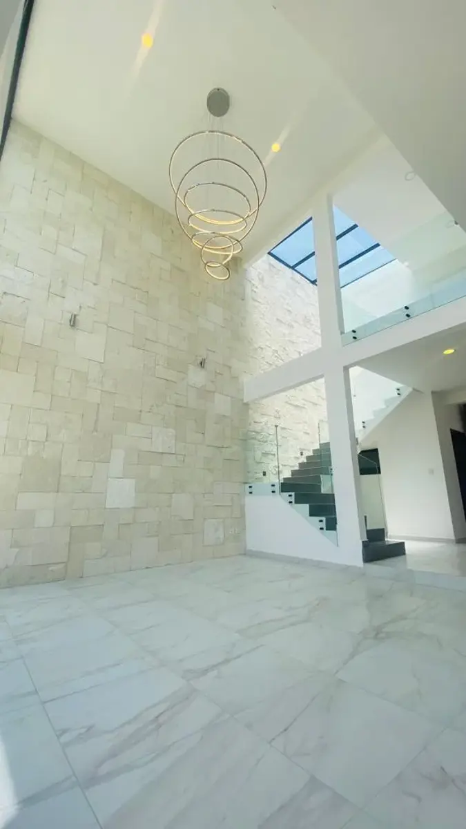 Casa en venta en Lomas de Angelópolis, San Andrés Cholula — foto 1 de 29