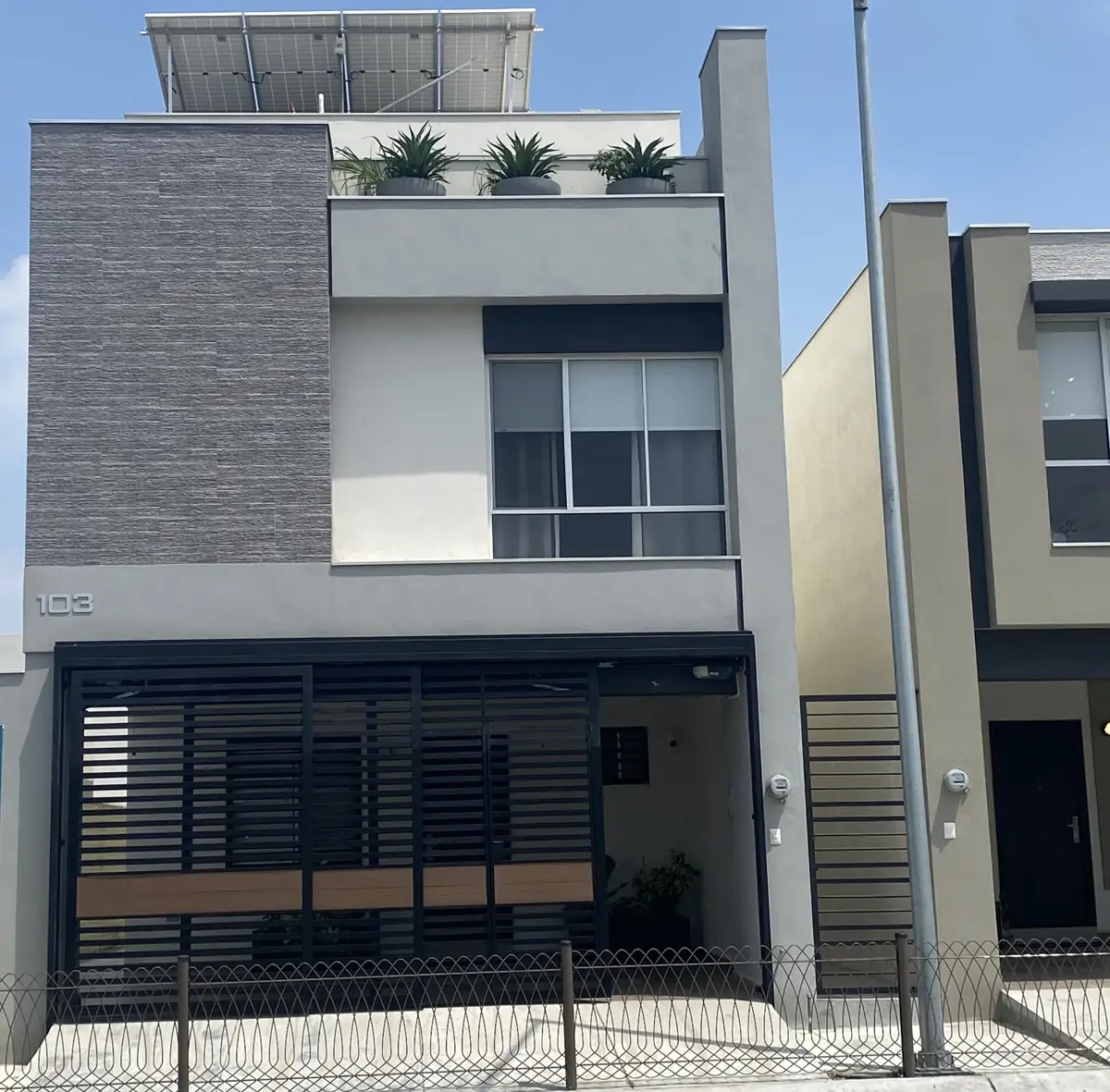 Casa en venta en Torento, Apodaca — foto 1 de 49