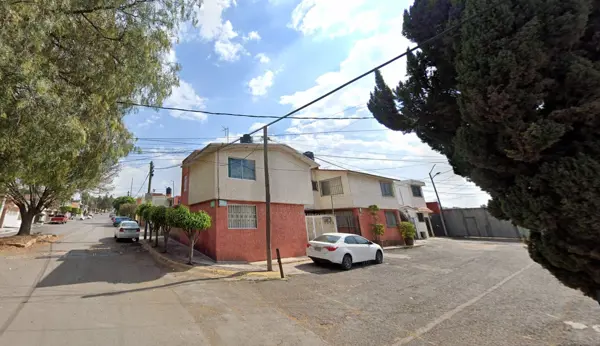 Casa en remate en Colinas del Lago, Cuautitlán Izcalli, México