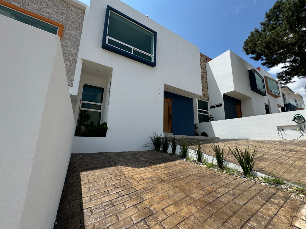 Casa en venta en Montaña Monarca I, Morelia — foto 1 de 17