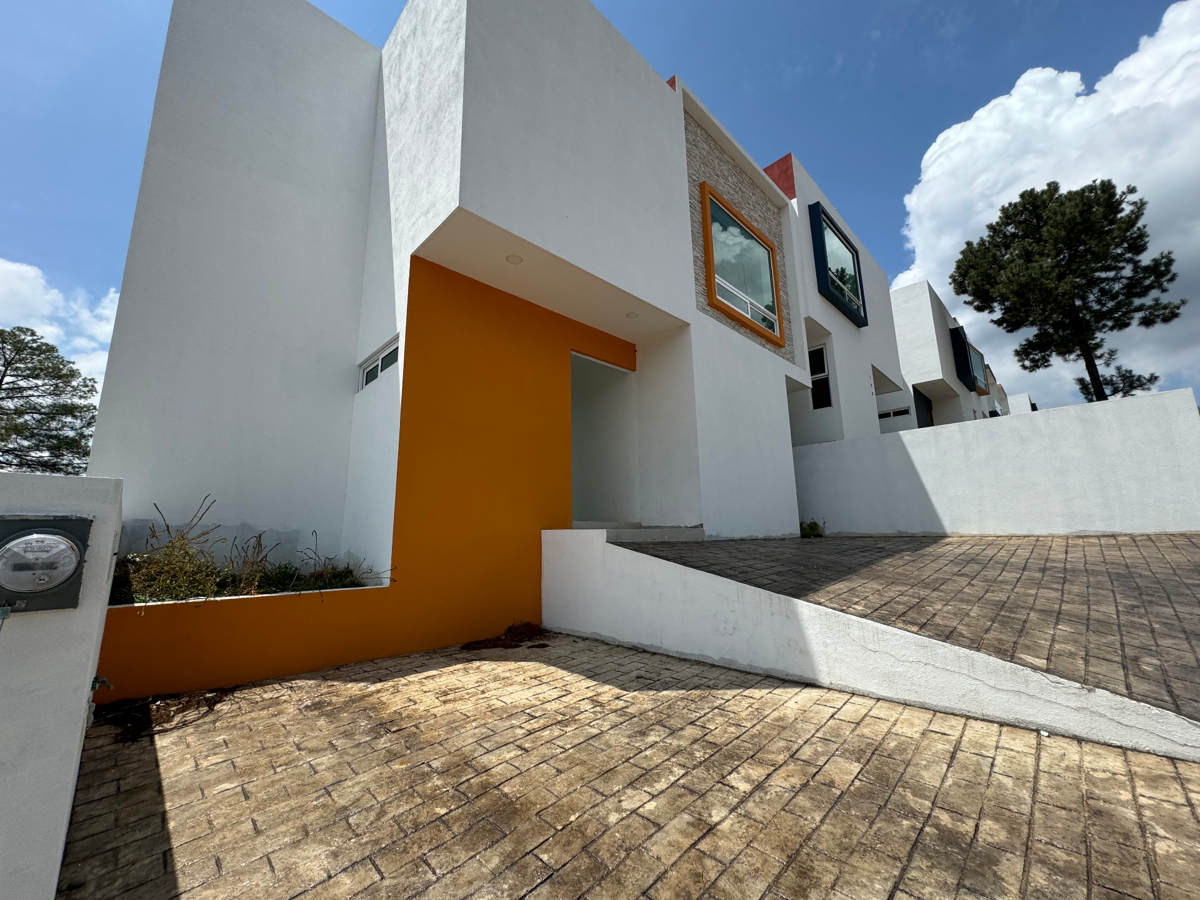 Casa en venta en Montaña Monarca I, Morelia — foto 1 de 18