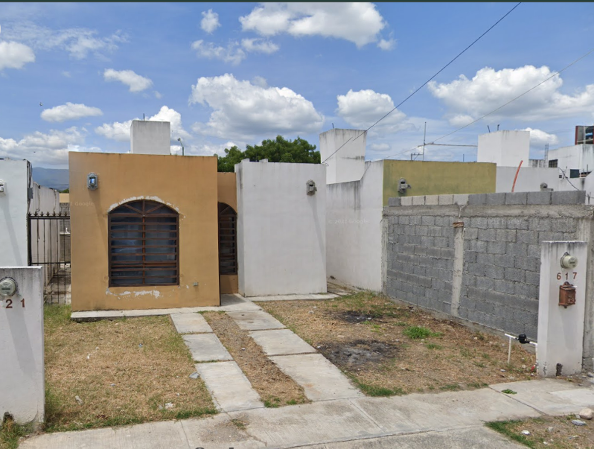 Casa en venta en Paseo de los Olivos, Victoria — foto 1 de 15
