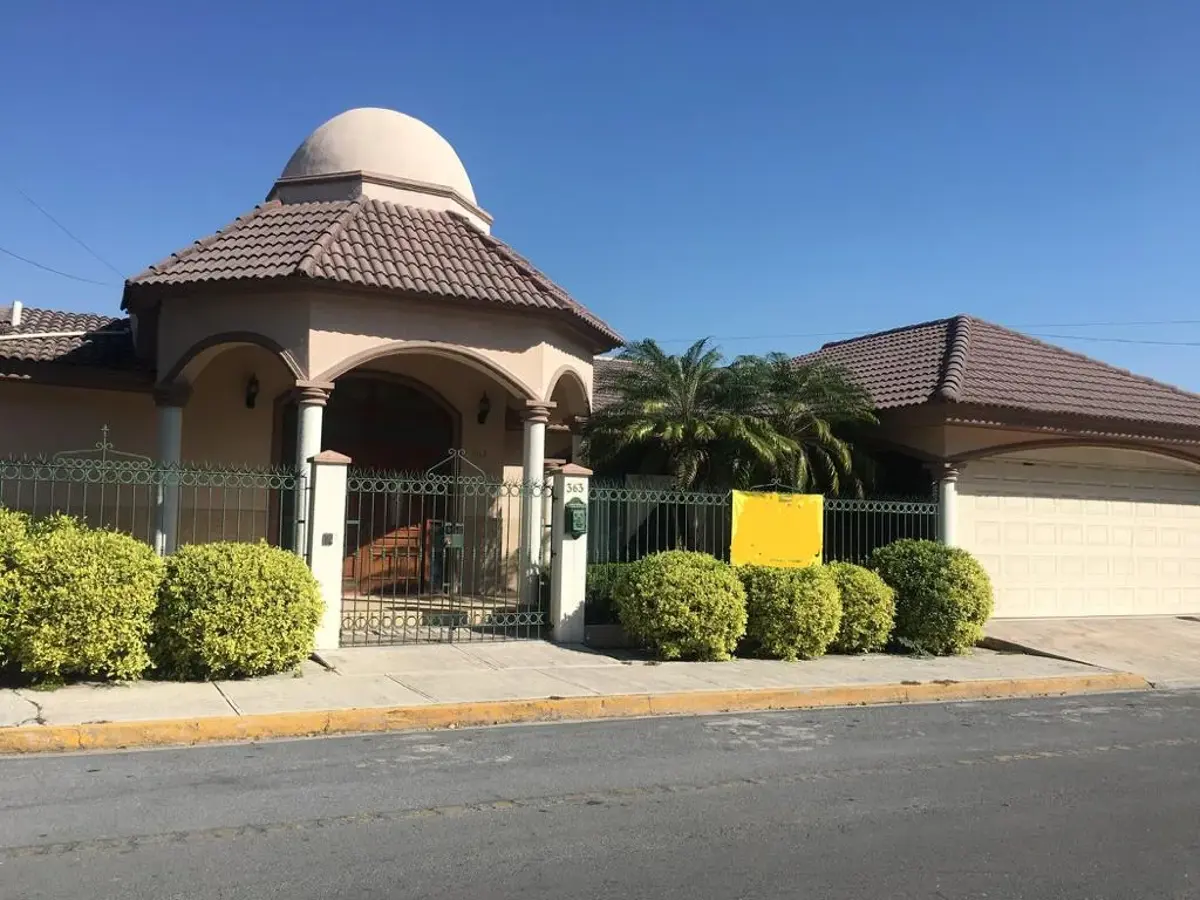 Casa en venta en Del Valle, San Pedro Garza García — foto 1 de 26