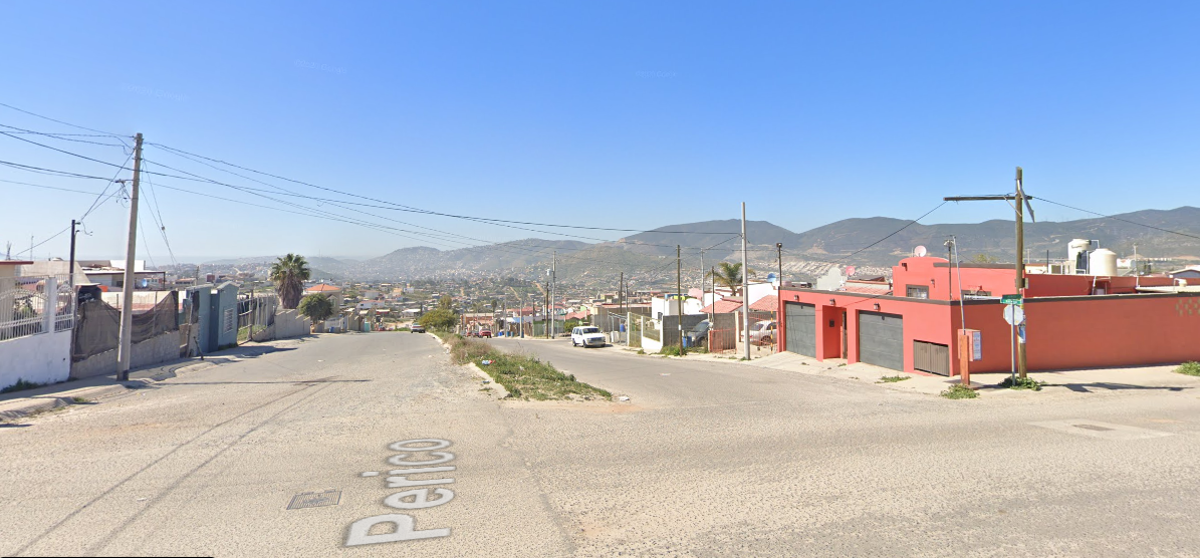 Casa en venta en Colinas del Magisterio, Ensenada — foto 1 de 10