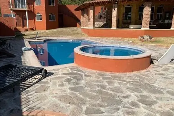 Casa en venta en La Primavera, Zapopan — foto 2 de 9