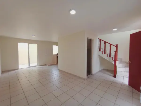 Casa en venta en Haciendas Vista Hermosa, San Pedro Tlaquepaque — foto 3 de 26