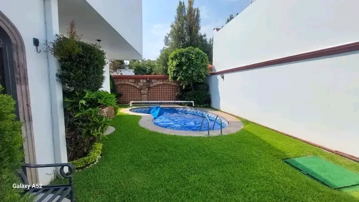 Casa en venta en Delicias, Cuernavaca — foto 1 de 17