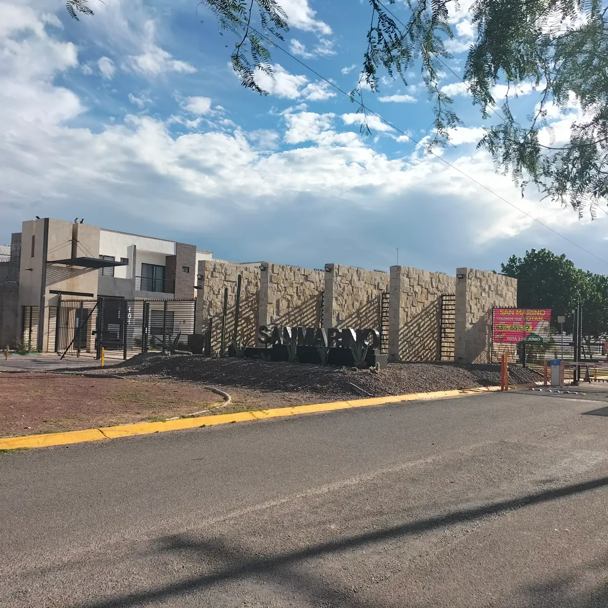 Casa en venta en San Marino, Torreón — foto 1 de 33