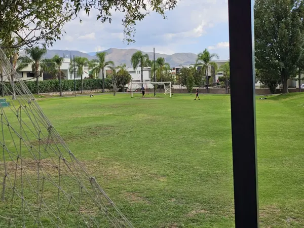 Casa en venta en Los Gavilanes, Tlajomulco de Zúñiga — foto 3 de 31