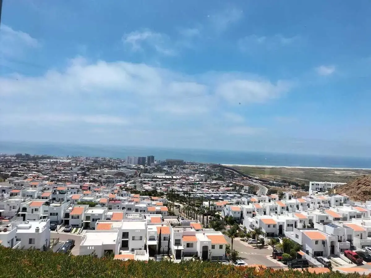 Casa en venta en La Cúspide, Tijuana — foto 1 de 22