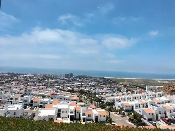 Casa en venta en La Cúspide, Tijuana, Baja California