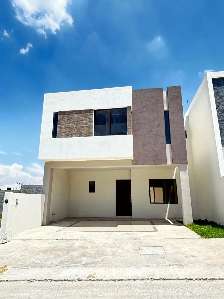 Casa en venta en Residencial Rincón de San Vicente, Saltillo — foto 1 de 10