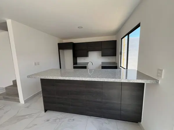 Casa en renta en La Cienega Poniente, Tijuana — foto 2 de 17