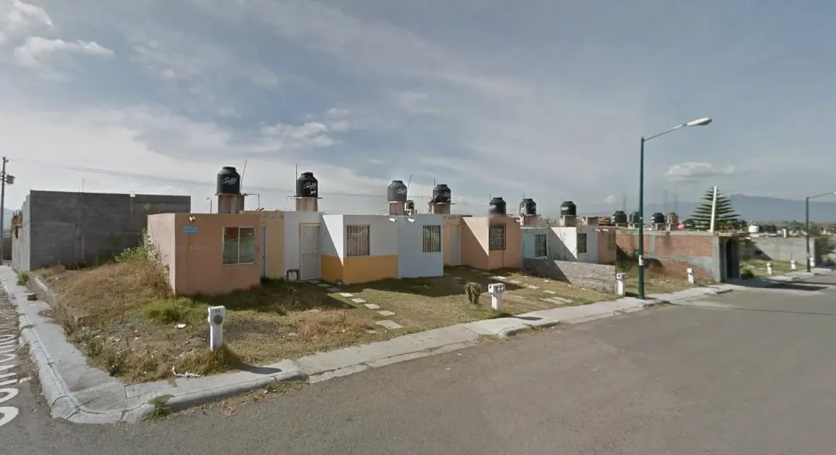 Casa en venta en Misión del Valle, Morelia — foto 1 de 7
