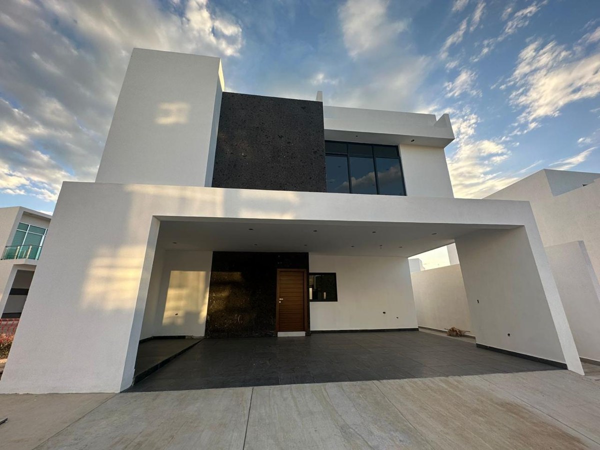 Casa en venta en Altabrisa Residencial, Mazatlán — foto 1 de 10
