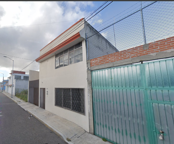 Casa en Unidad Satélite Magisterial, Puebla, Puebla