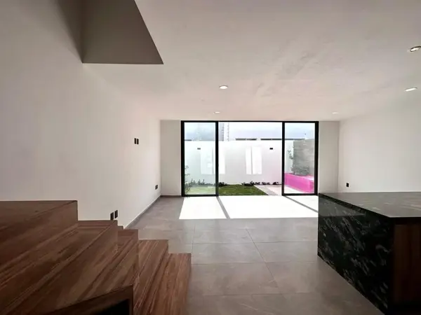 Casa en venta en Real de Valdepeñas, Zapopan — foto 2 de 9