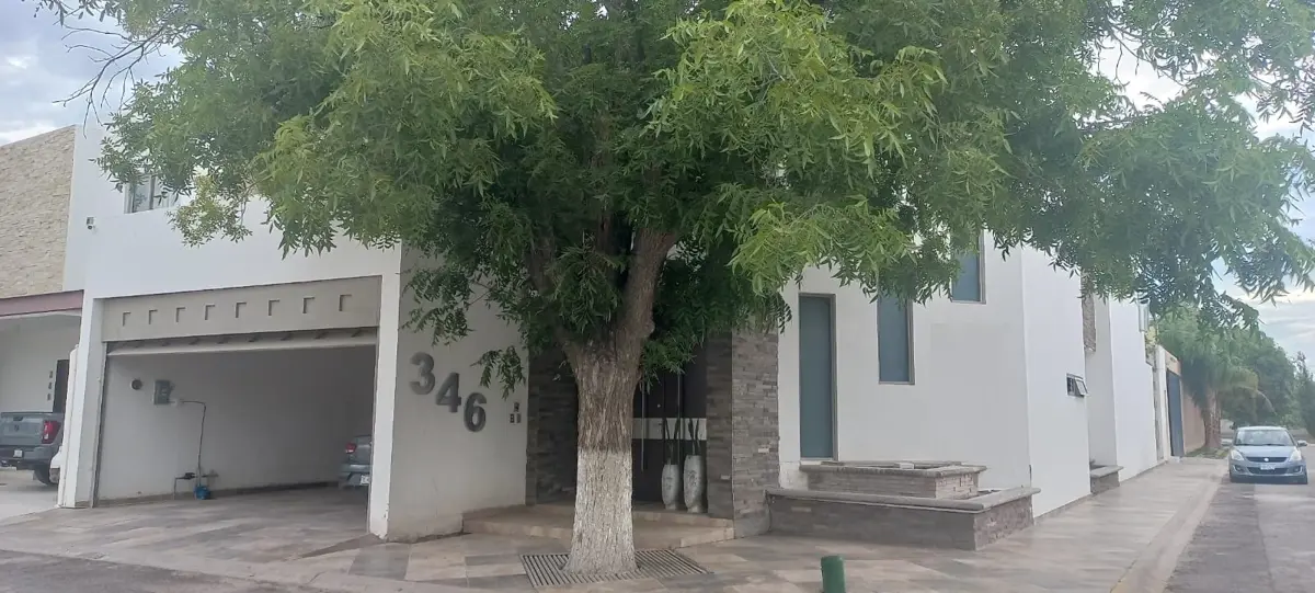 Vista 3 de Casa en Venta en Real del Nogalar, Torreón, Coahuila de Zaragoza