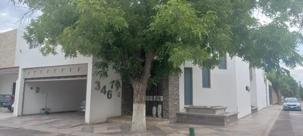 Casa en venta en Real del Nogalar, Torreón — foto 3 de 22