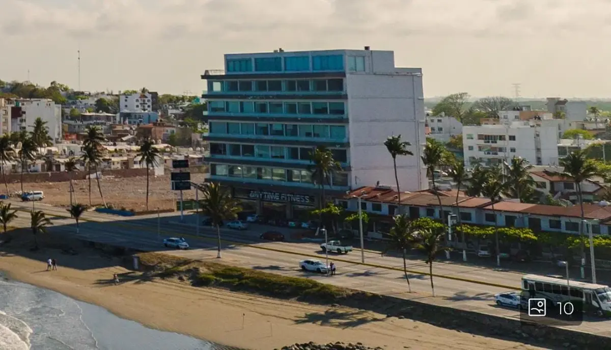 Oficina en renta en Los Arcos, Boca del Río — foto 1 de 10