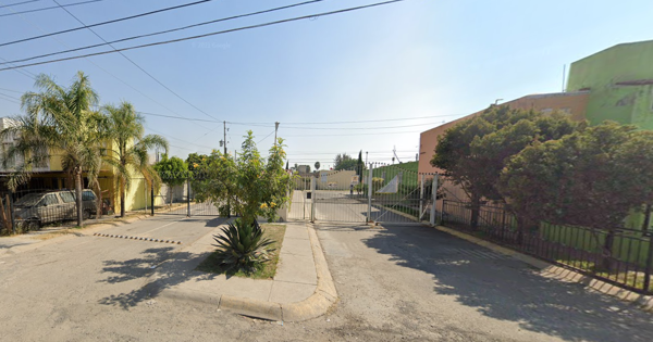 Casa en venta en Villas de La Hacienda, Tlajomulco de Zúñiga — foto 2 de 42